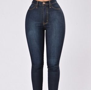 Fashion Nova classic high waist skinny jeans